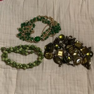 Elegant Green and Gold Jewelry Set